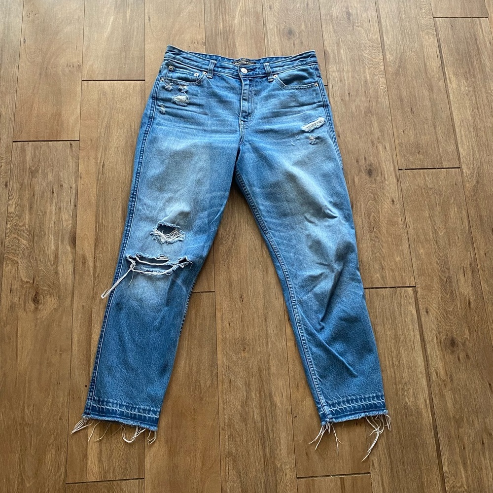 Abercrombie & Fitch Straight Leg Distressed Jeans